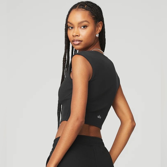 ALO Ribbed Sweetheart Shot Sleeve Top Sz XS - Picture 2 of 6